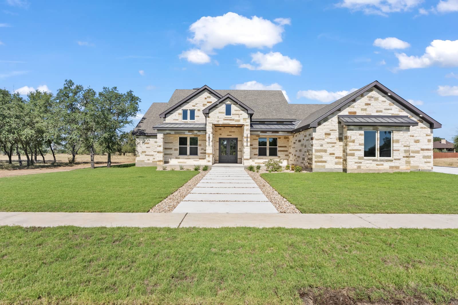 Front exterior of the home mapped to 265 Sunday Drive